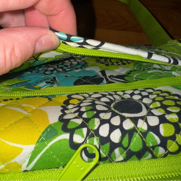 Vera Bradley Retired "Limes Up" Mini Laptop/iPad Hard Case Used Nice Condition - Picture 7 of 16